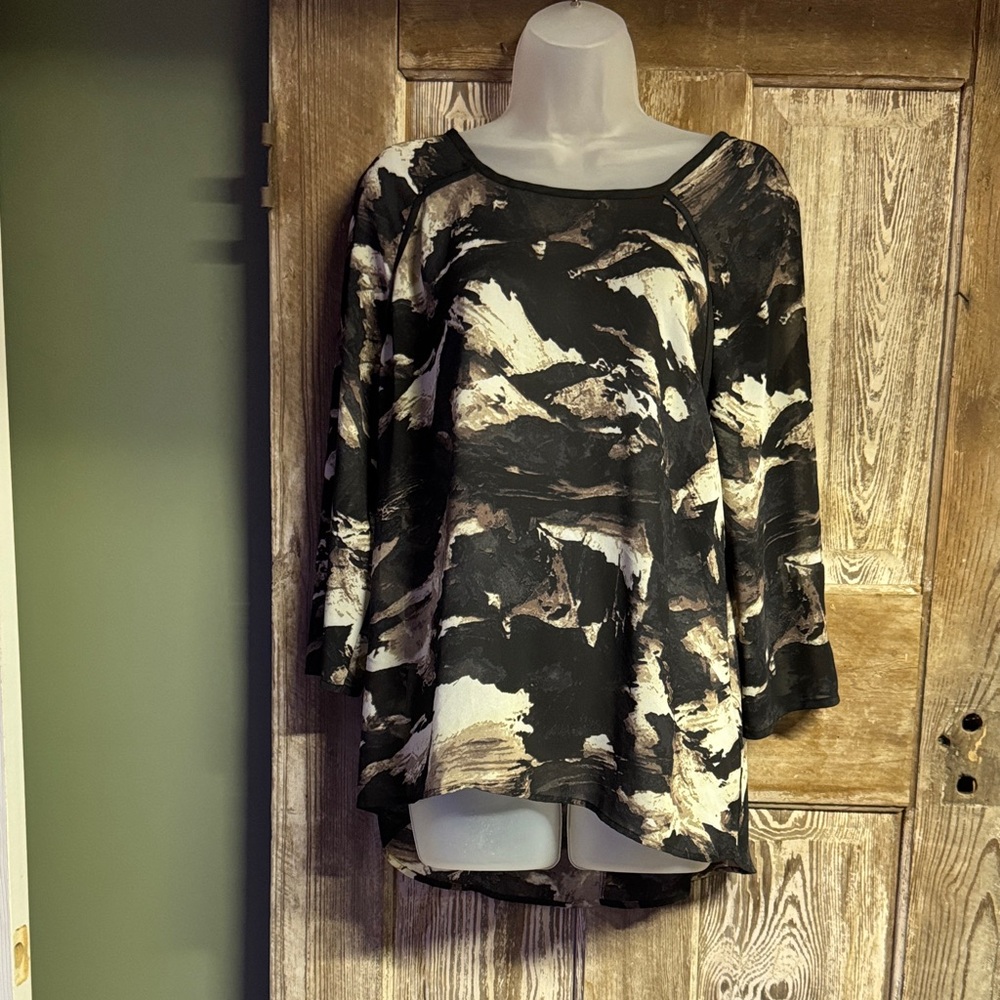 Elegant Women's Black and Brown Tunic